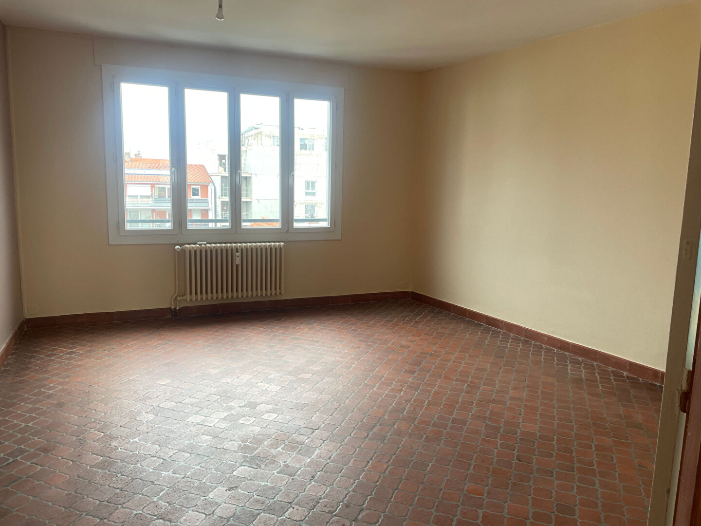 Appartement CLERMONT FERRAND (63000) 3 pi&egrave;ces 78.97 m&sup2;