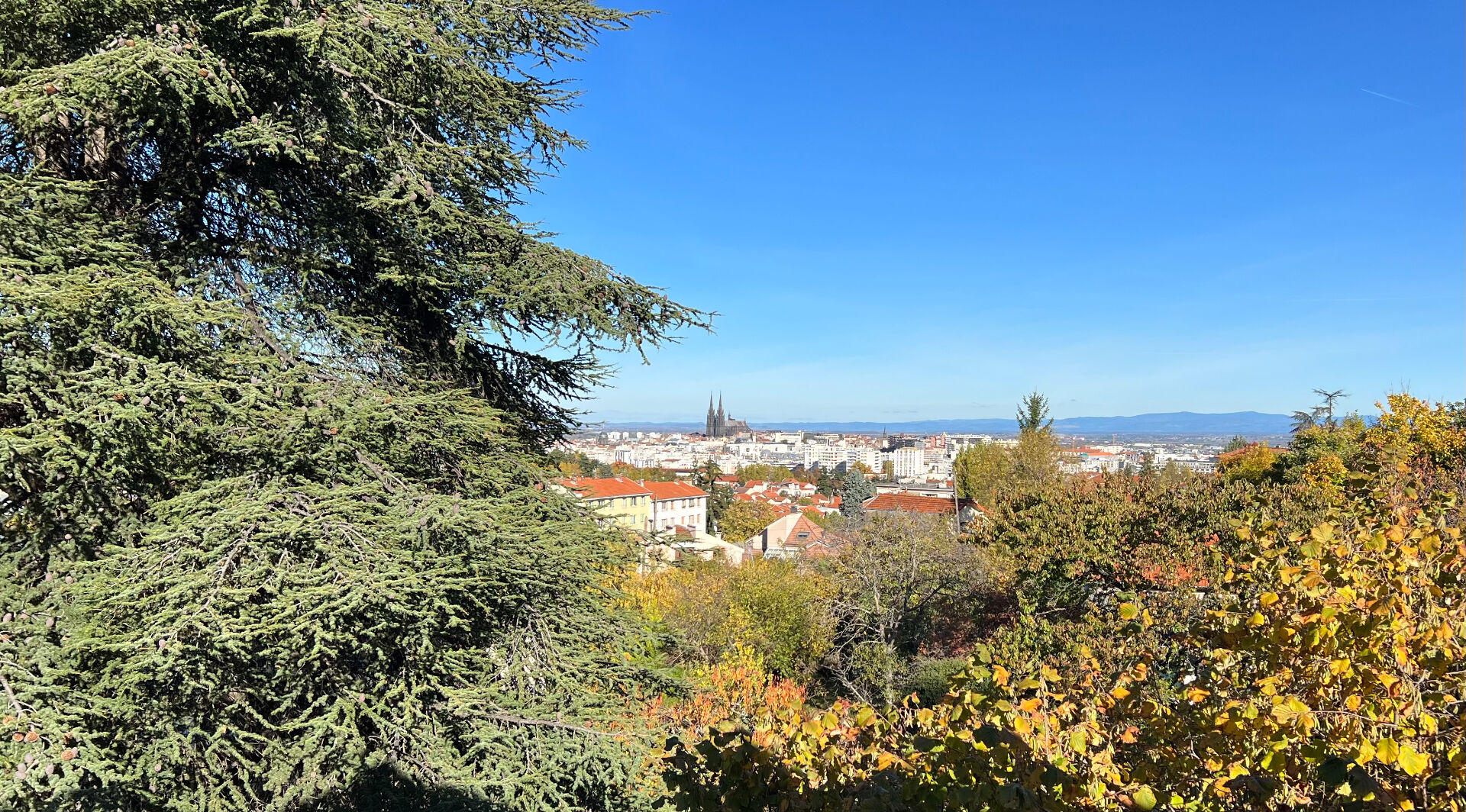 Maison CHAMALIERES (63400) 7 pièces 180.00 m²