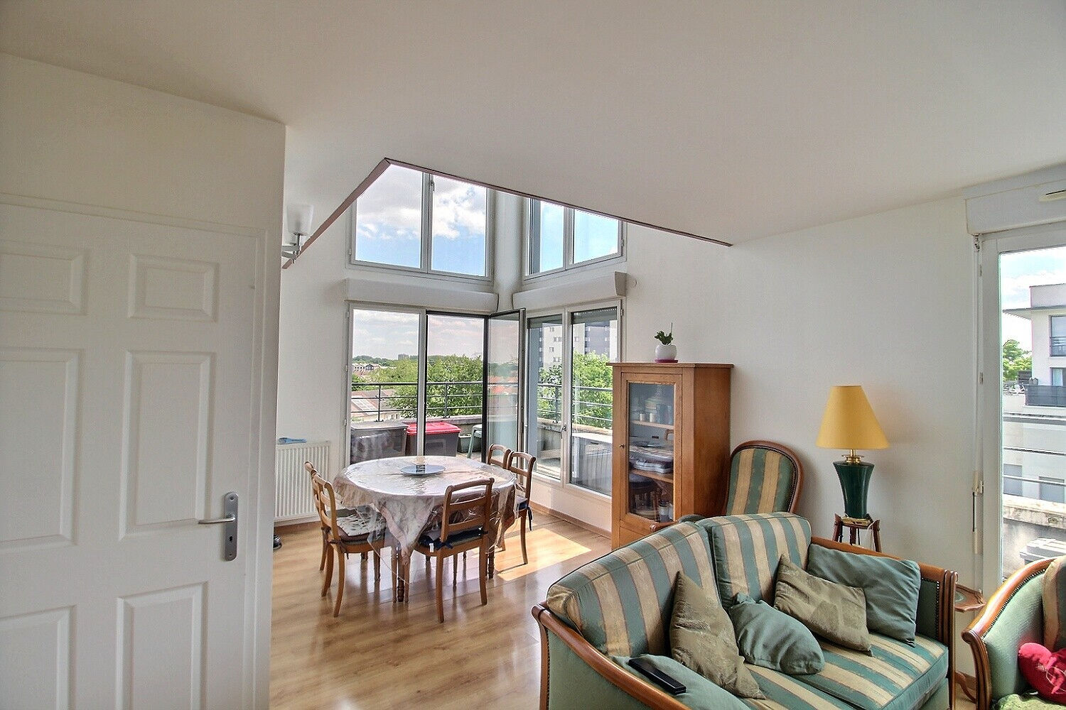 Appartement ELANCOURT (78990) 5 pièces 97.81 m²