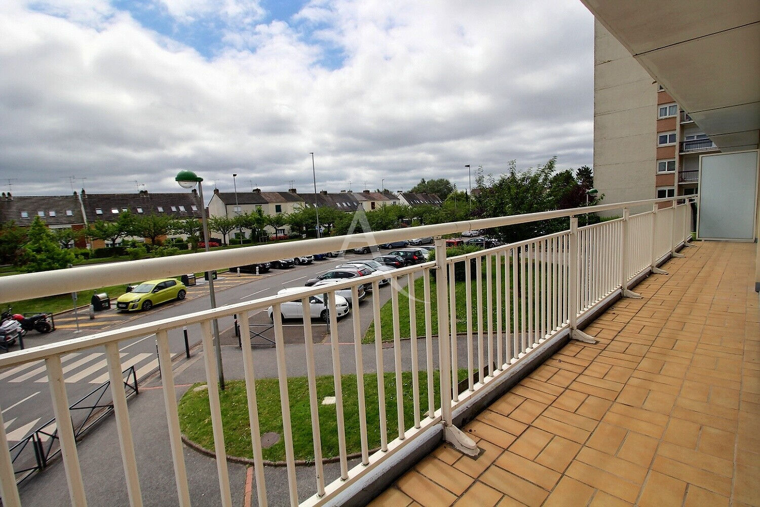 Maurepas (78) 194 000 € Appartement 3 pièces , 2 chambres 72.54 m² Avec balcon Voir le bien