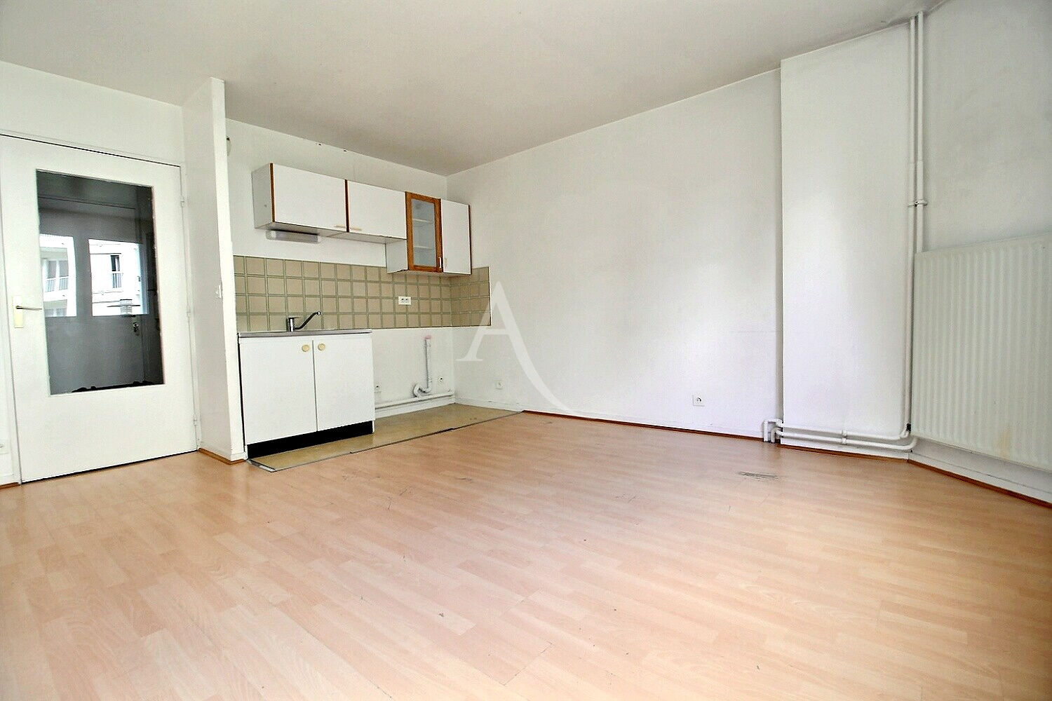 Maurepas (78) Exclusif 99 000 € Appartement 1 pièce 25.00 m²