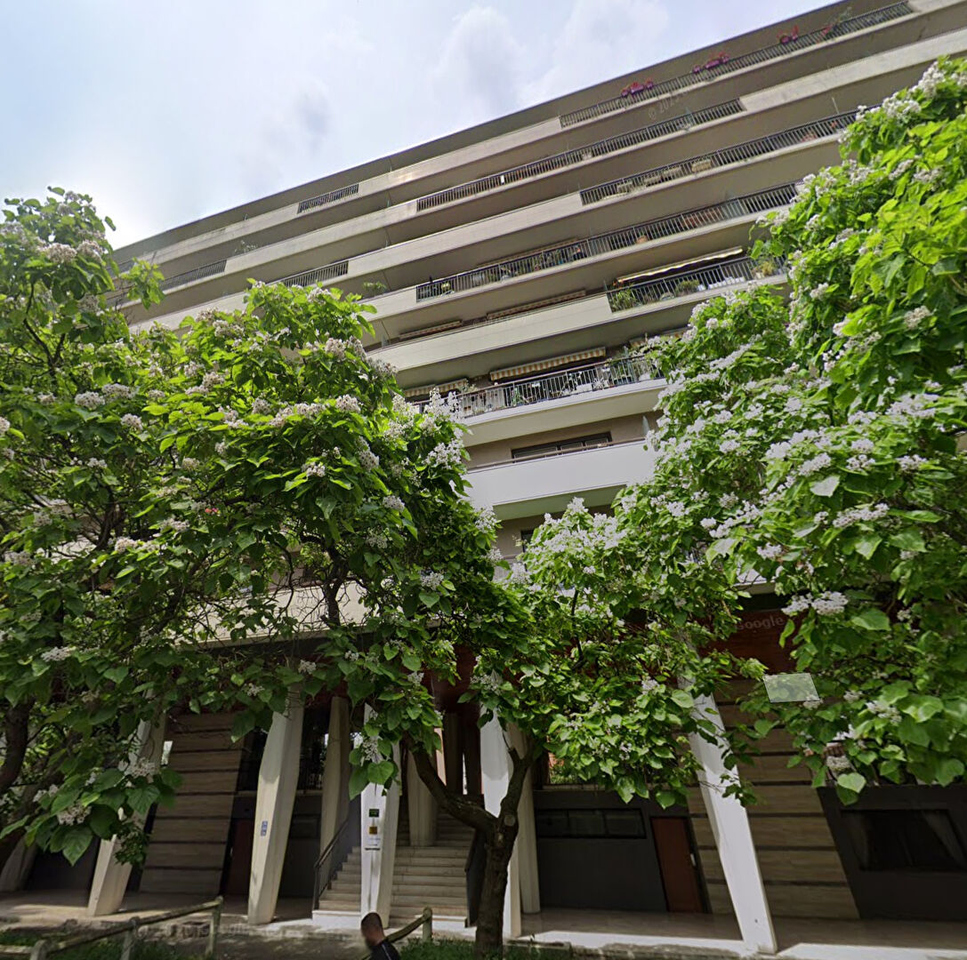 Appartement MONTREUIL (93100) 2 pièces 50.92 m²