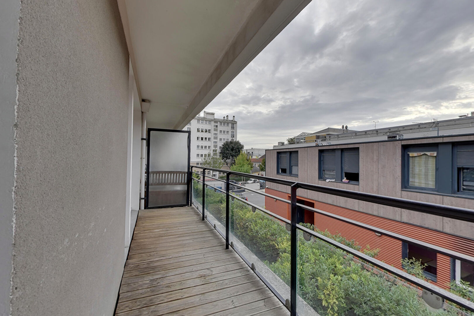 Appartement MONTREUIL (93100) 3 pièces 61.00 m²