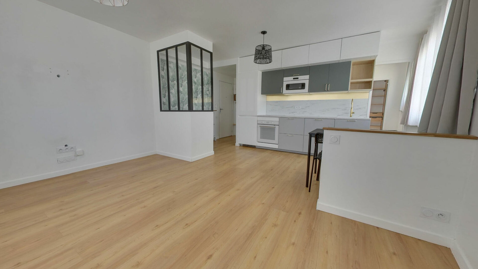 Appartement MONTREUIL (93100) 3 pièces 49.73 m²
