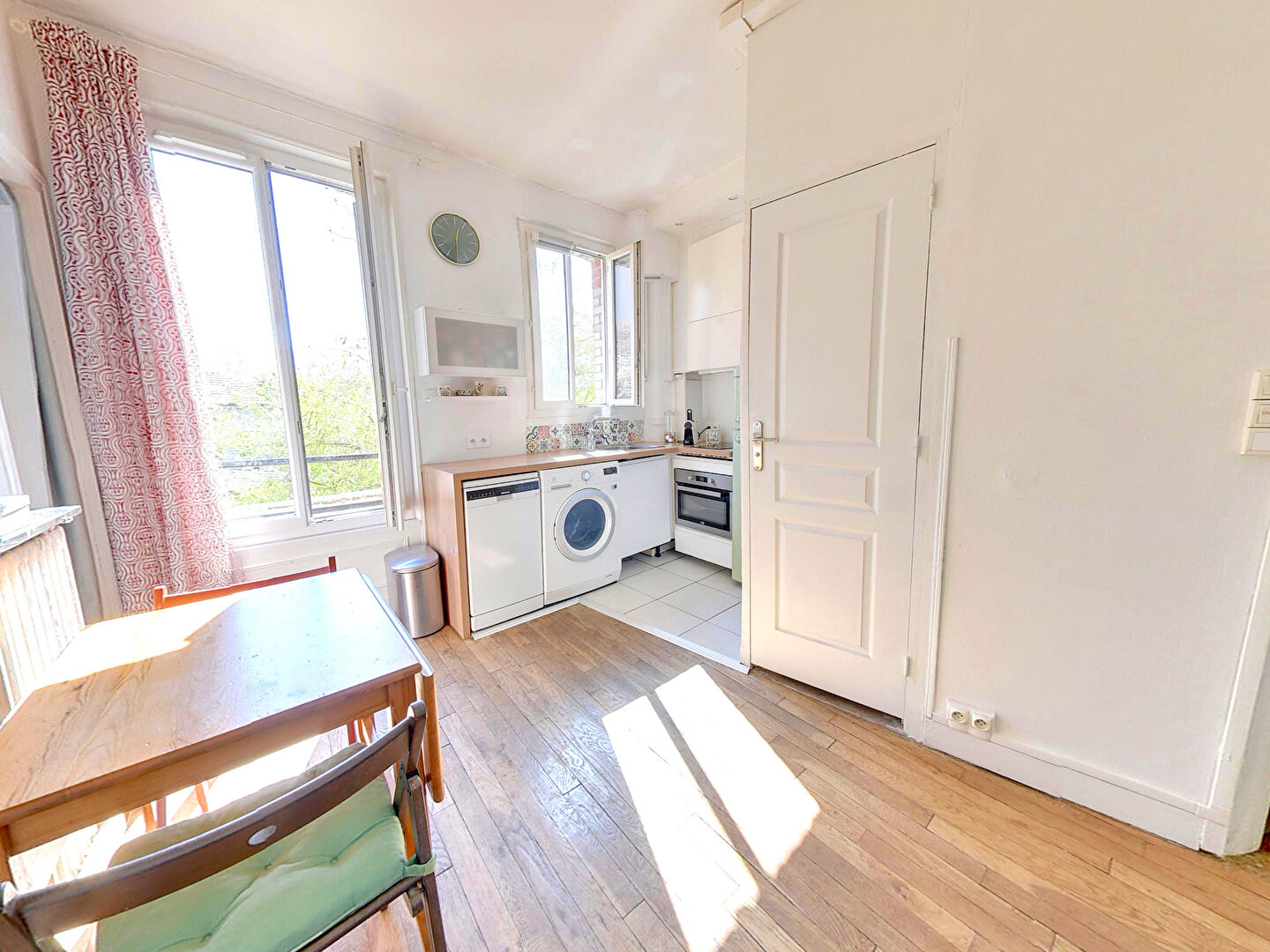 Appartement MONTREUIL (93100) 2 pièces 28.00 m²