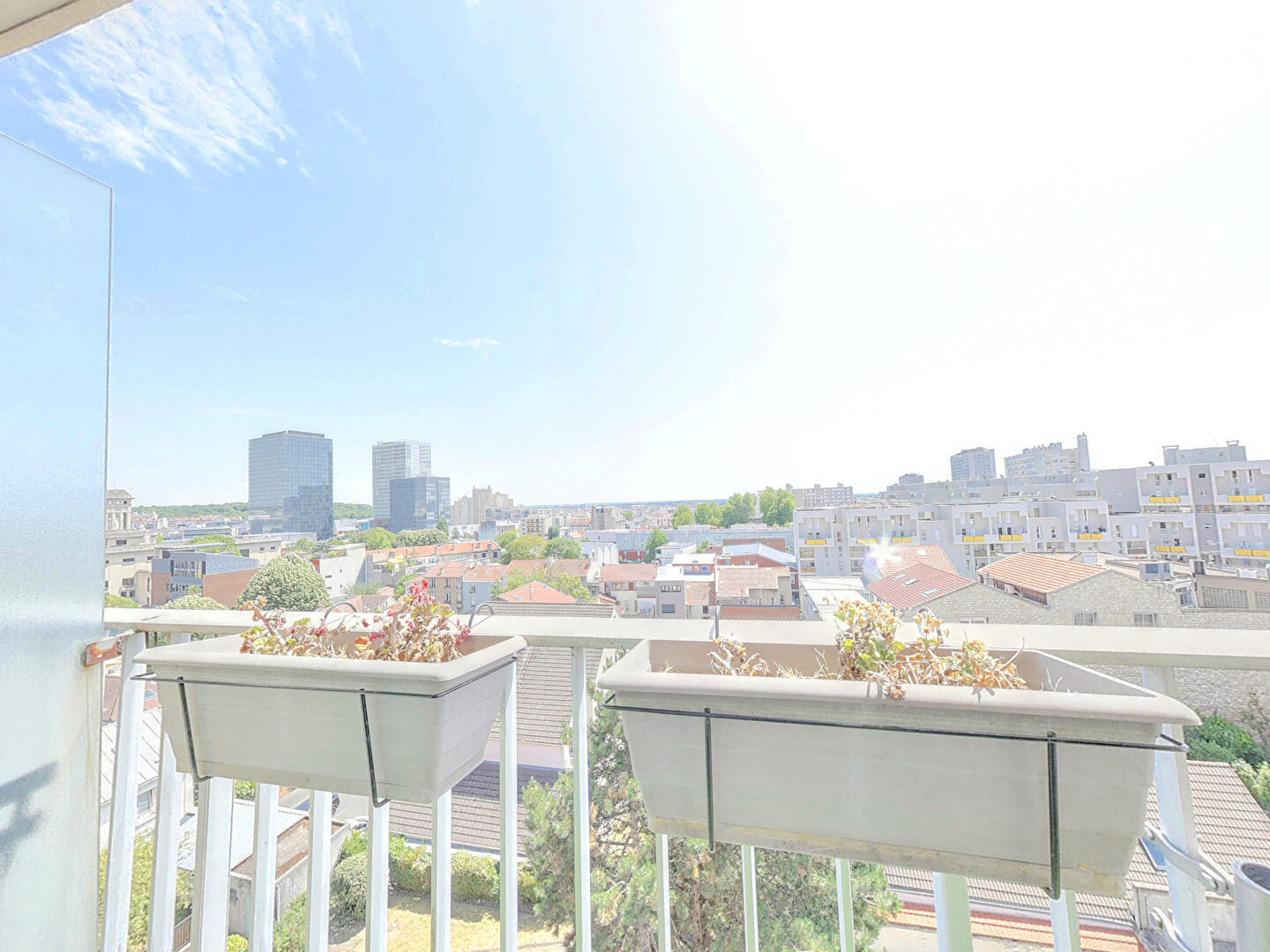 Appartement MONTREUIL (93100) 4 pièces 77.72 m²