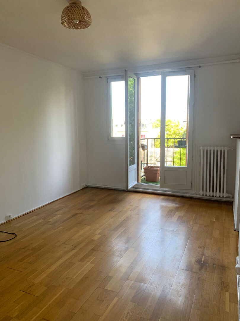 Appartement MONTREUIL (93100) 3 pi&egrave;ces 51.15 m&sup2;