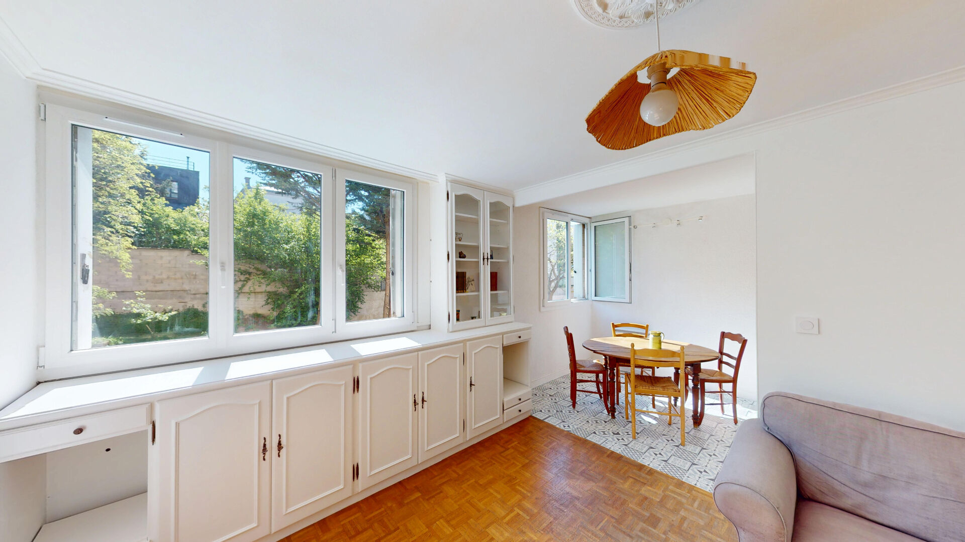 Montreuil (93) Exclusif 348 000 € Appartement 5 pièces , 3 chambres 84.09 m² Avec jardin Voir le bien