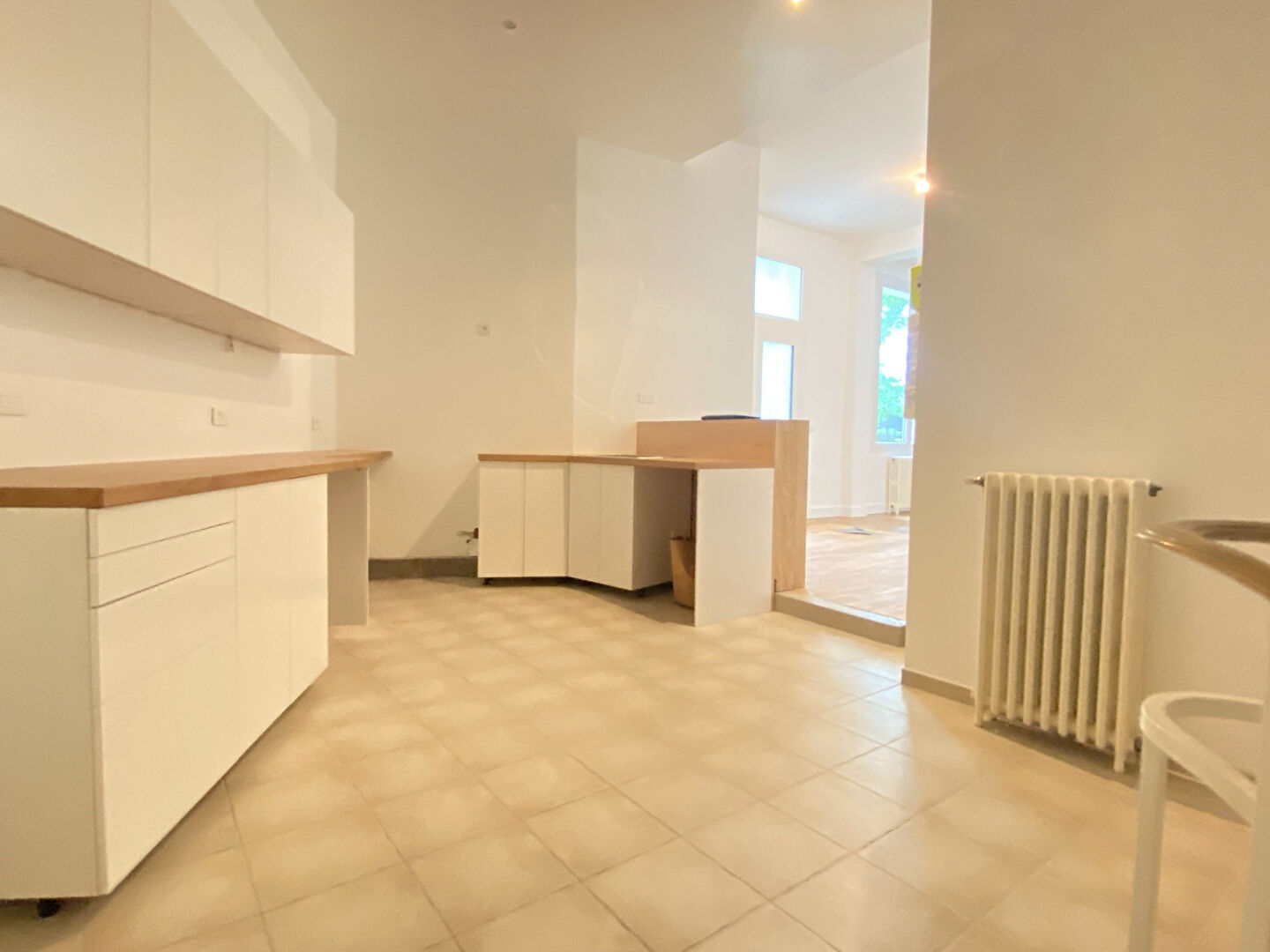 Appartement MONTREUIL (93100) 4 pi&egrave;ces 100.15 m&sup2;