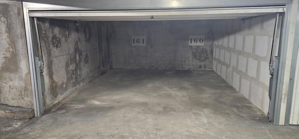 Parking / box Montreuil (93100)