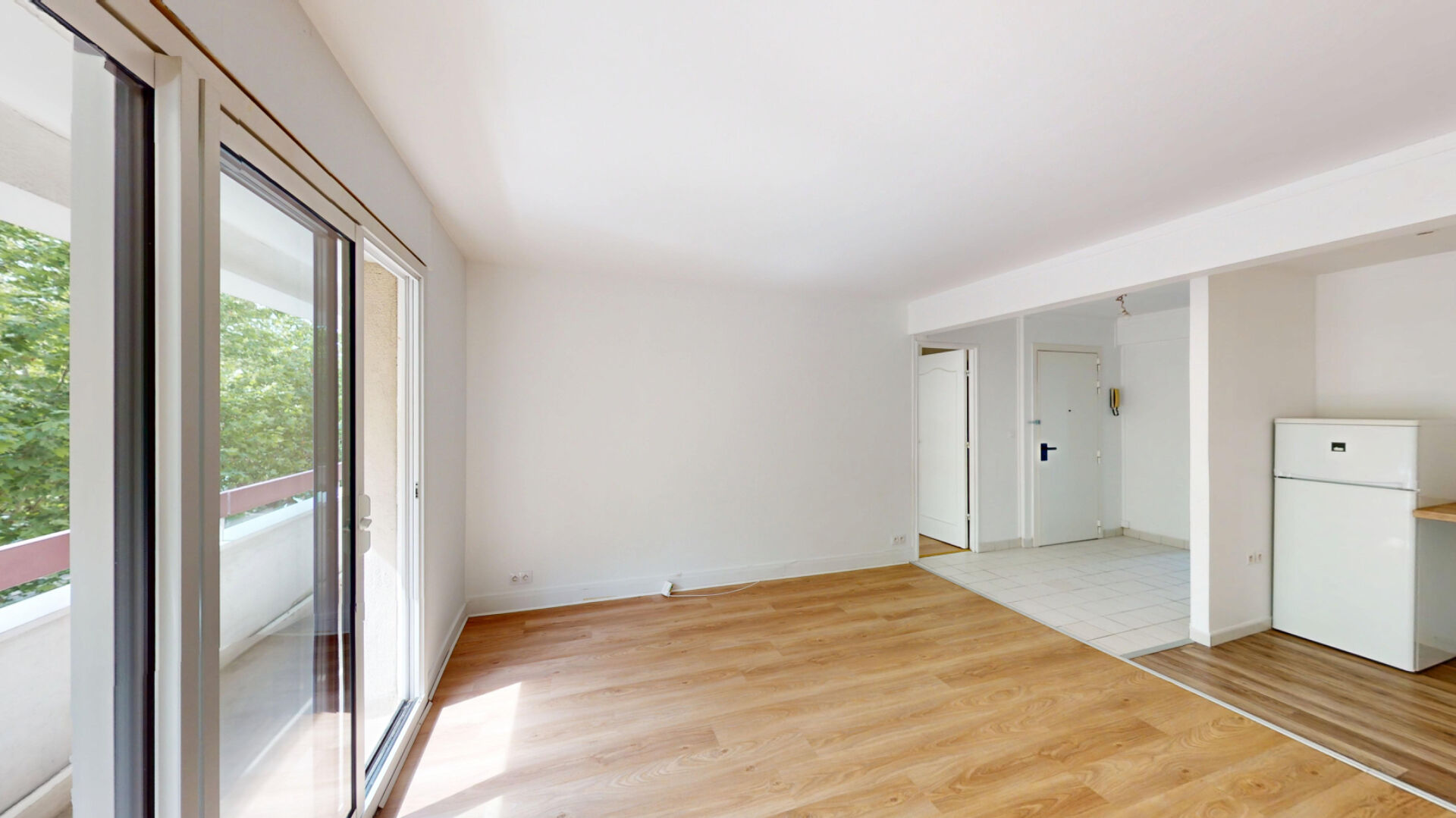 Montreuil (93) Exclusif 258 650 € Appartement 3 pièces , 2 chambres 55.00 m² Voir le bien