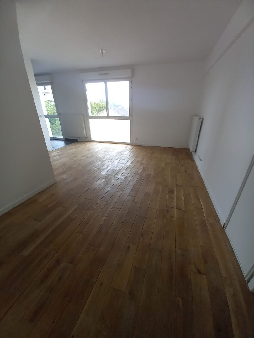 Appartement MONTREUIL (93100) 3 pi&egrave;ces 59.20 m&sup2;