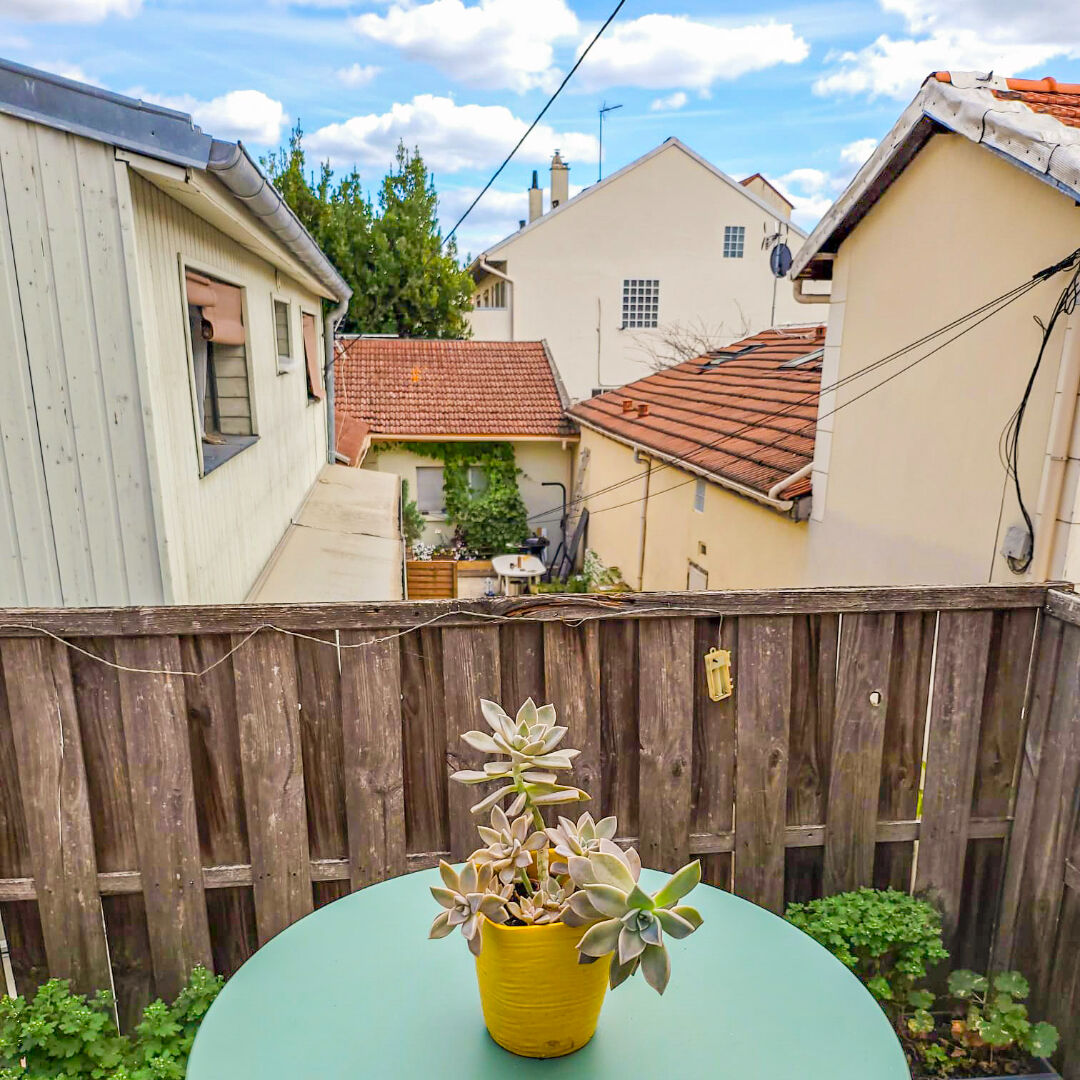 Appartement MONTREUIL (93100) 3 pi&egrave;ces 37.50 m&sup2;