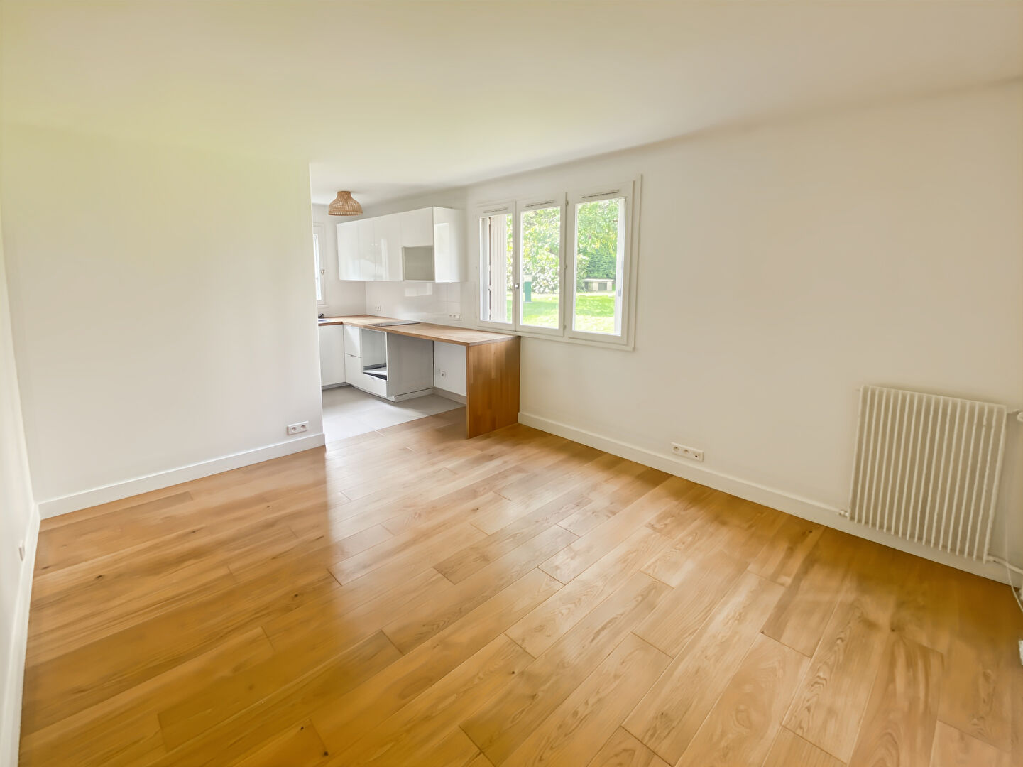 Appartement PARIS (75012) 1 pi&egrave;ce 23.67 m&sup2;