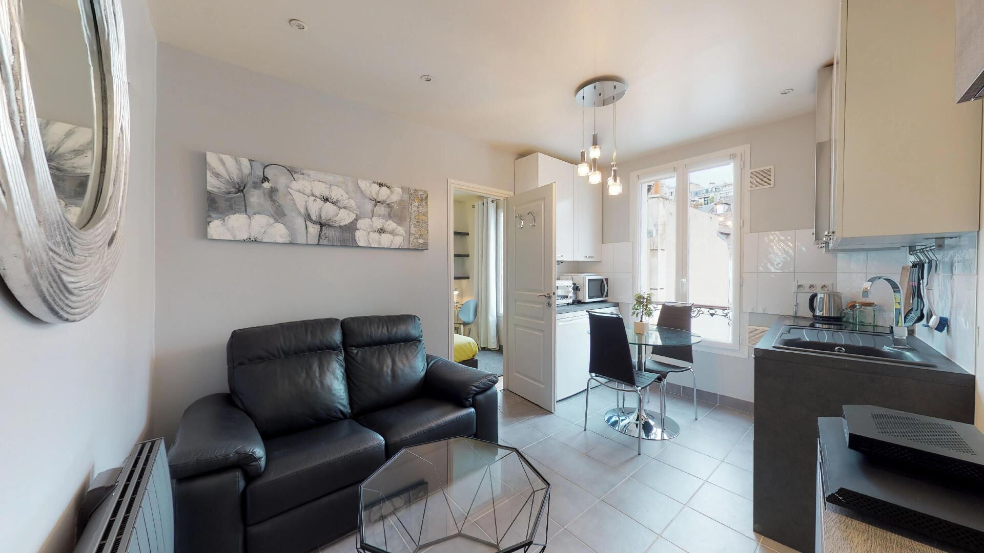 Appartement PARIS (75018) 1 pi&egrave;ce 24.64 m&sup2;