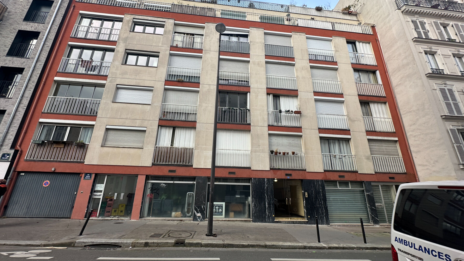 Appartement PARIS (75018) 1 pi&egrave;ce 29.83 m&sup2;