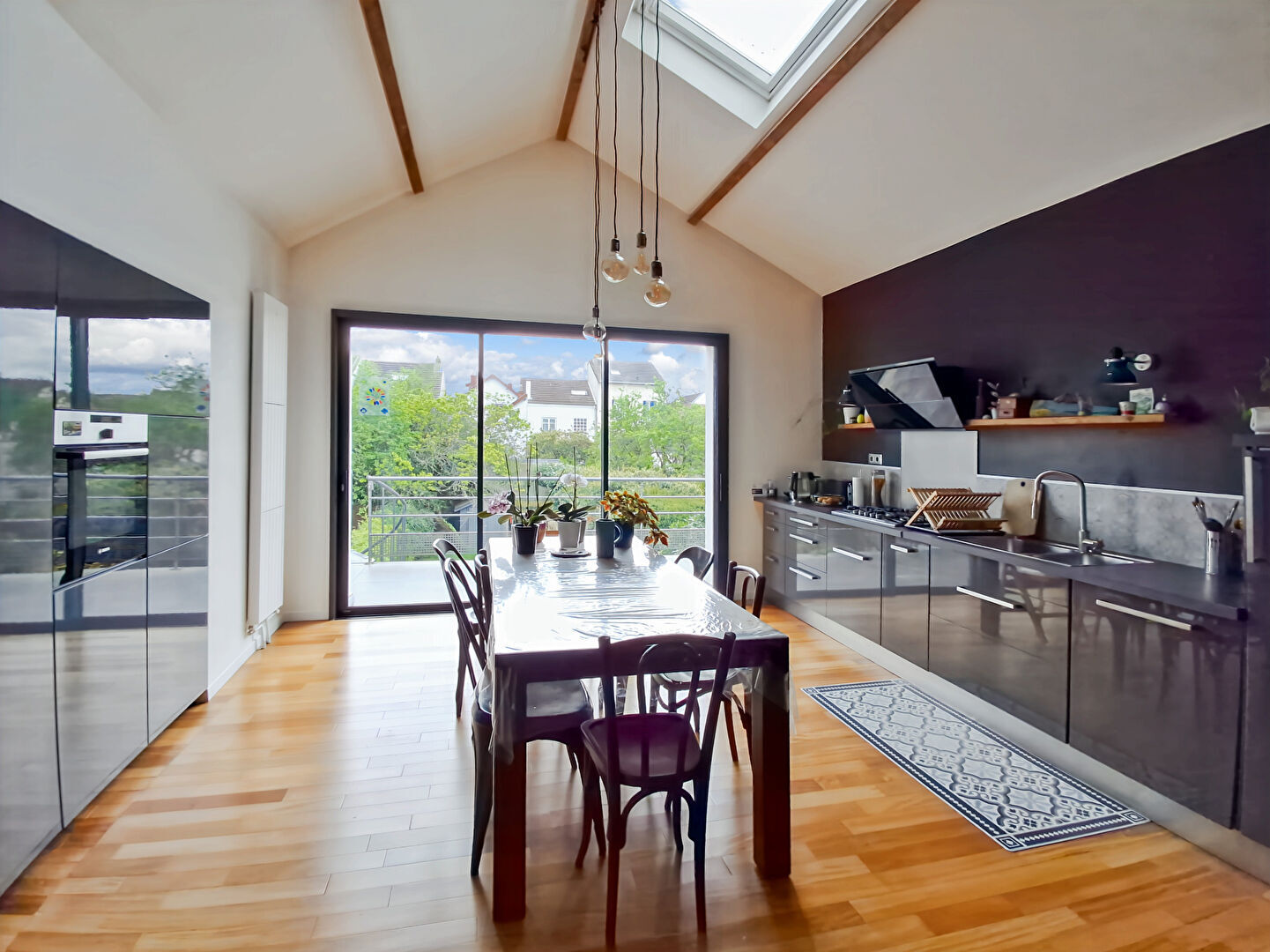 Maison SURESNES (92150) 6 pièces 155.00 m²