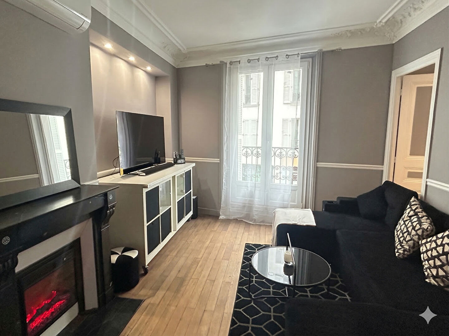Appartement PARIS (75019) 2 pi&egrave;ces 39.90 m&sup2;