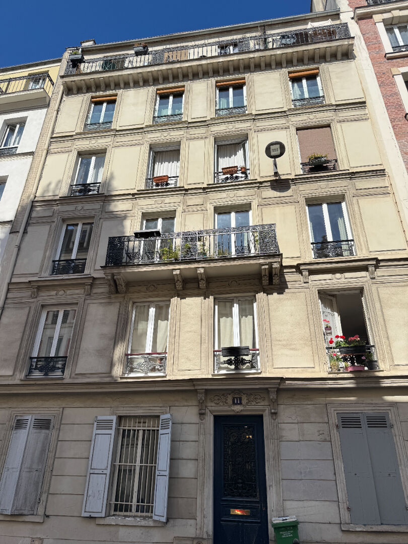 Appartement PARIS (75018) 1 pièce 16.00 m²