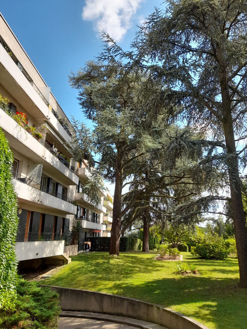 Appartement SURESNES (92150) 3 pièces 79.36 m²