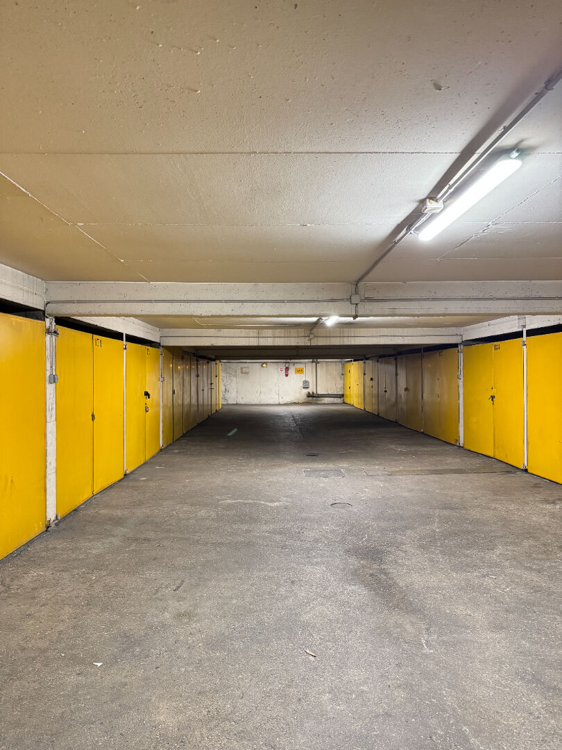 Parking / box PARIS (75012)