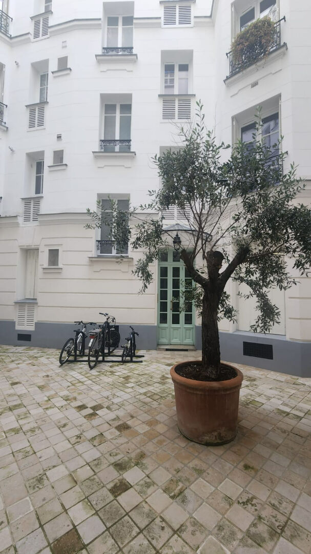 Appartement PARIS (75011) 2 pi&egrave;ces 35.60 m&sup2;