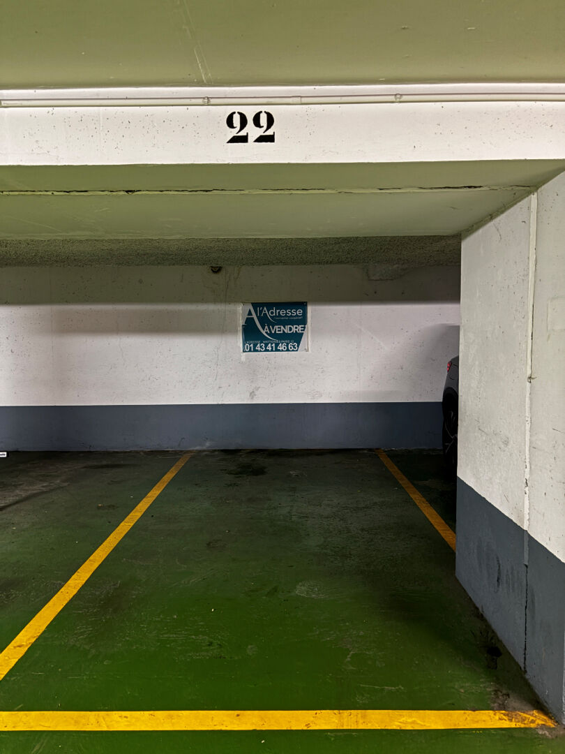 Parking / box PARIS (75012)
