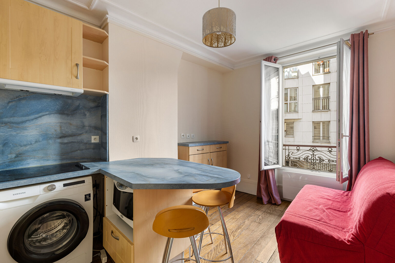 Appartement PARIS (75017) 2 pi&egrave;ces 28.50 m&sup2;