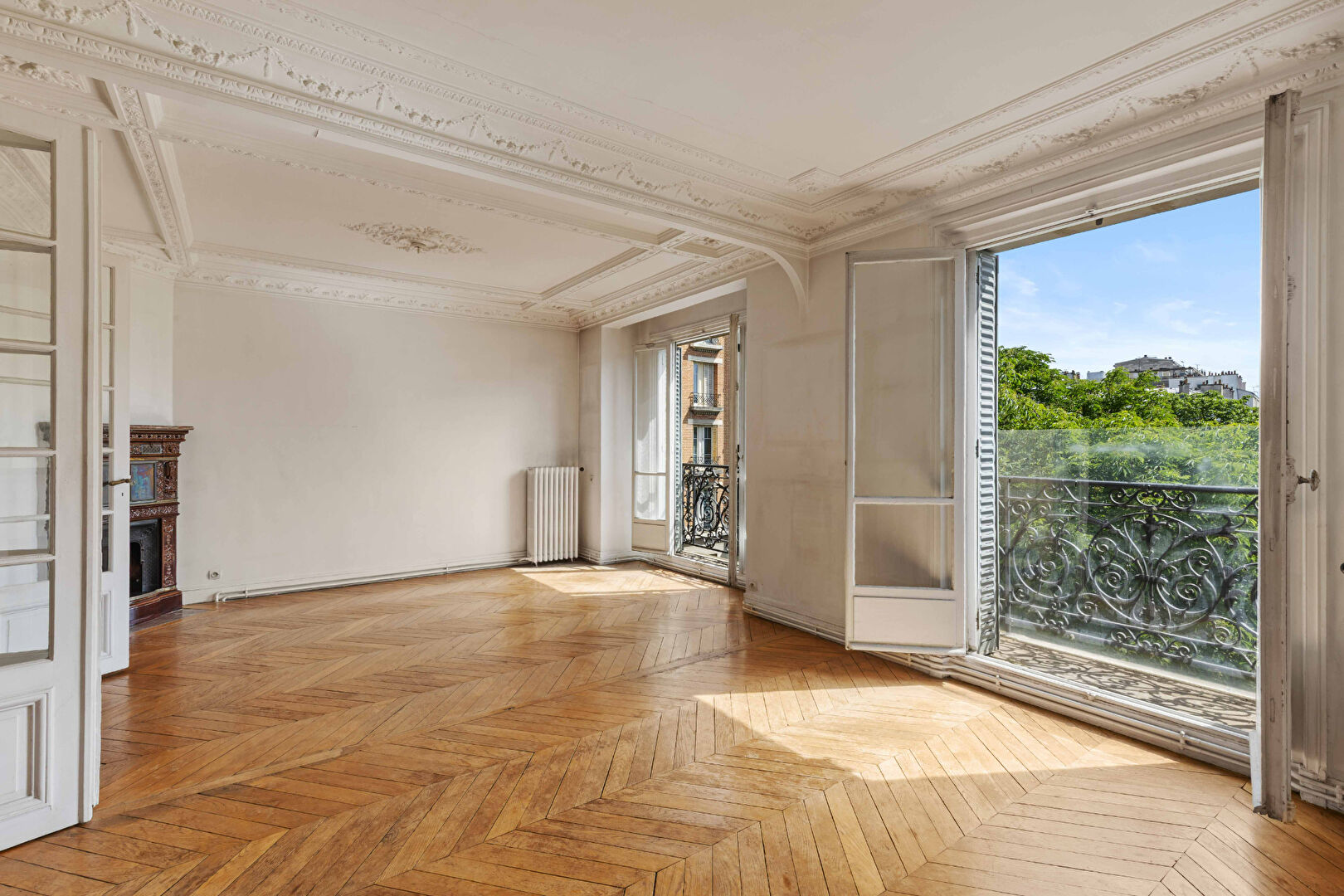 Paris 11 (75) 870 000 € Appartement 3 pièces , 2 chambres 84.22 m² Avec balcon Voir le bien