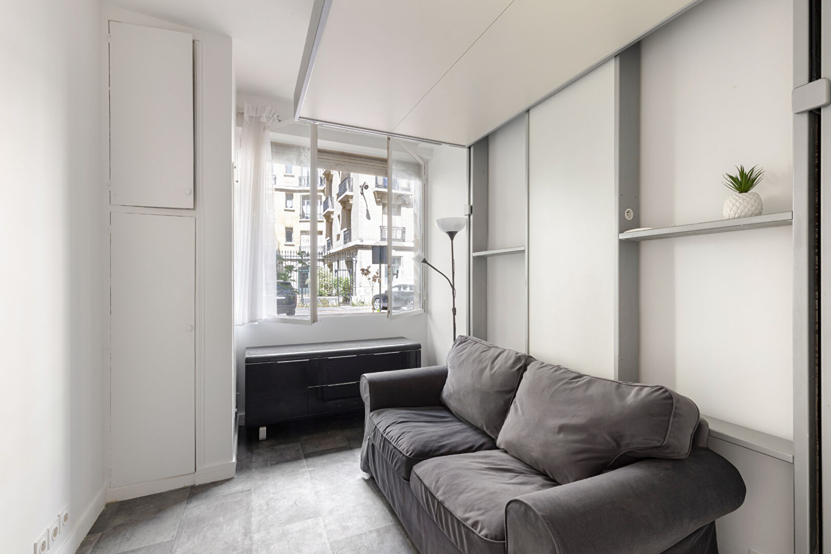 Vente appartement 1 pièce, 10.40m², Paris 16 - 114 500 €