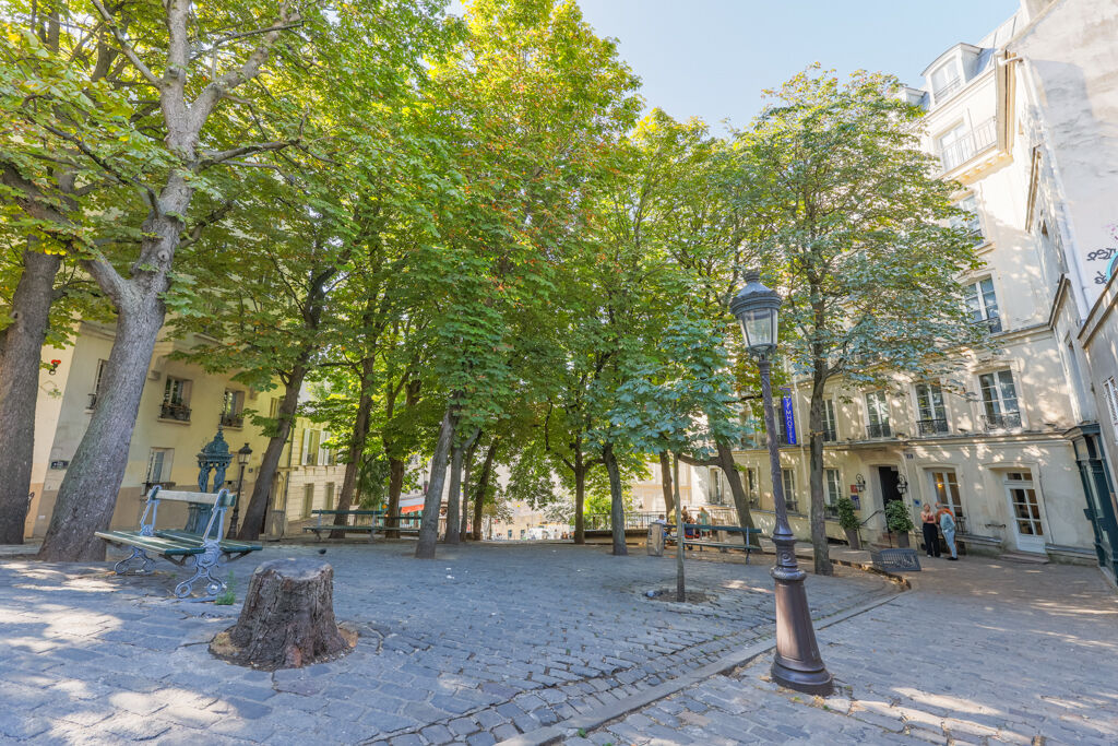 Appartement PARIS (75018) 2 pi&egrave;ces 60.90 m&sup2;