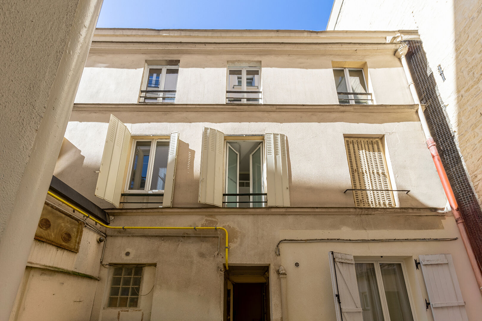 Appartement PARIS (75018) 2 pi&egrave;ces 26.00 m&sup2;