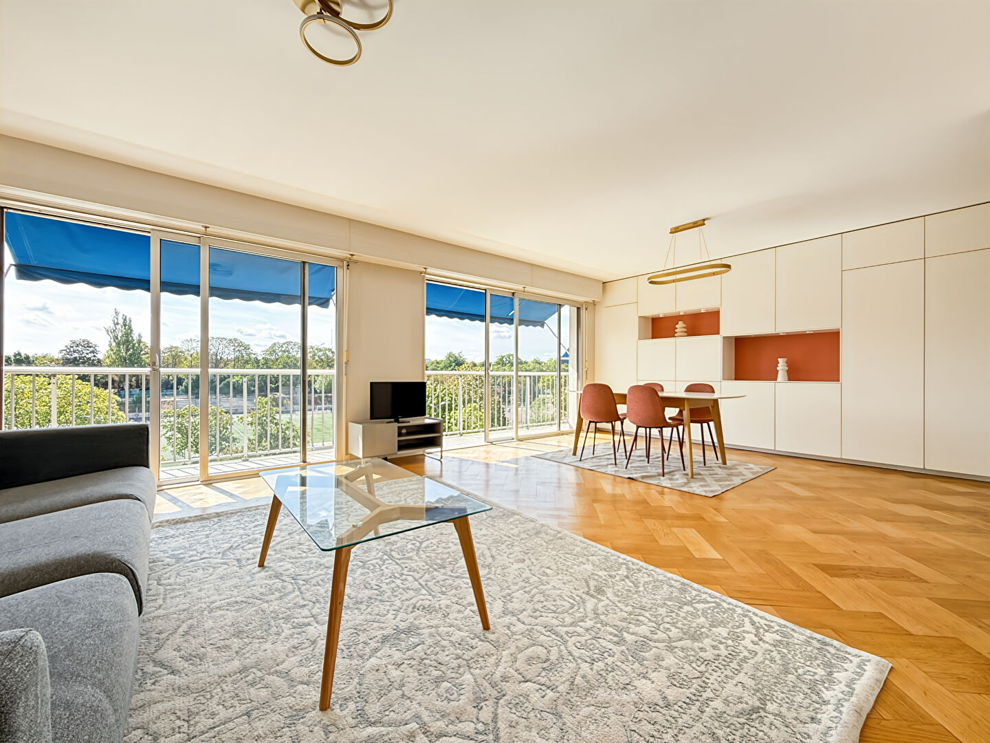 à 6 km de Le Pré-Saint-Gervais 2 415 € / mois cc Appartement 3 pièces , 1 chambre 78.36 m² Voir le bien