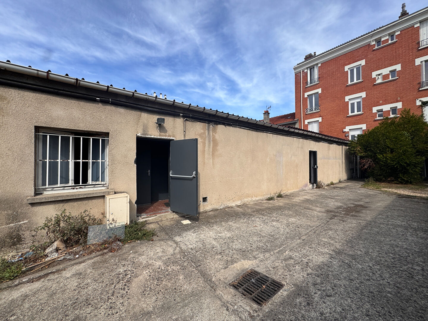 Local commercial CHAMPIGNY SUR MARNE (94500) 127.00 m&sup2;