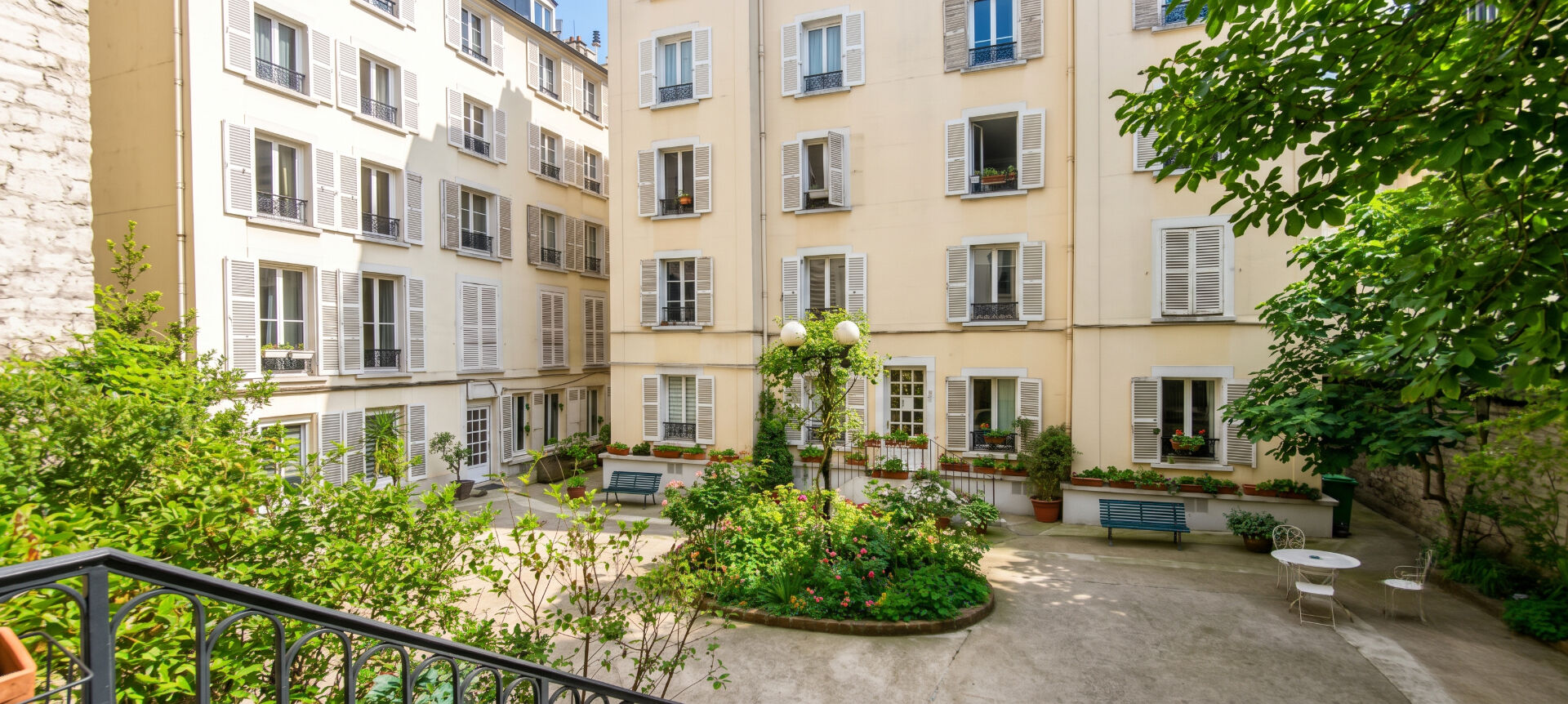 Appartement PARIS (75018) 3 pi&egrave;ces 54.00 m&sup2;