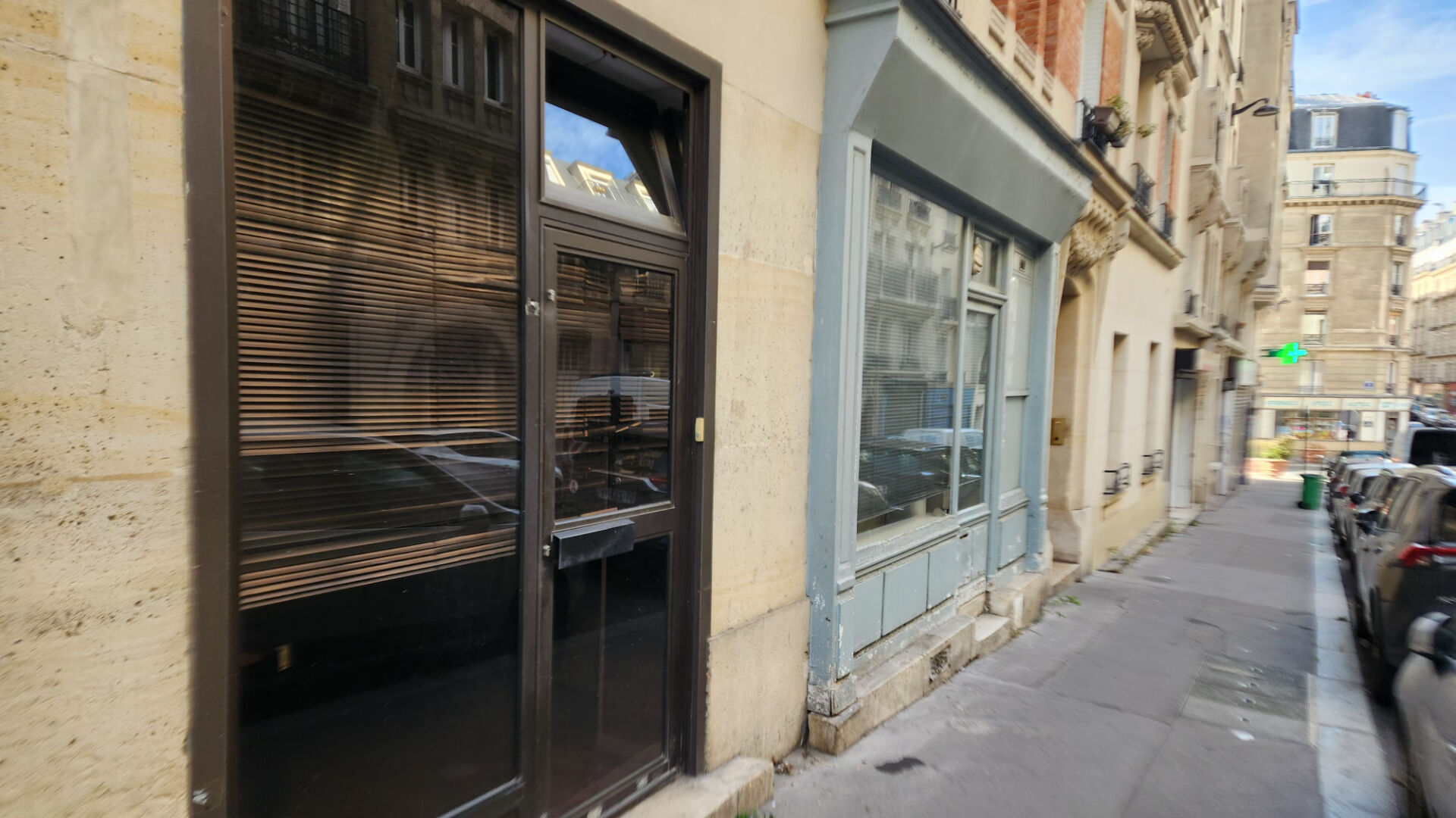 Local commercial PARIS (75012) 28.65 m&sup2;