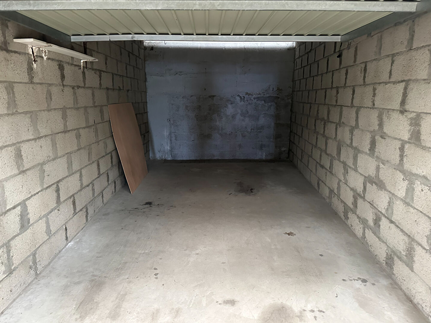 Parking / box VANNES (56000) 1 pi&egrave;ce