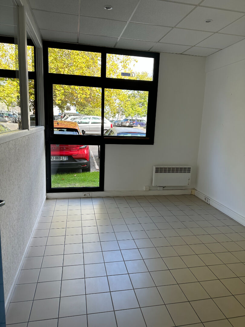 Bureaux VANNES (56000) 41.00 m&sup2;
