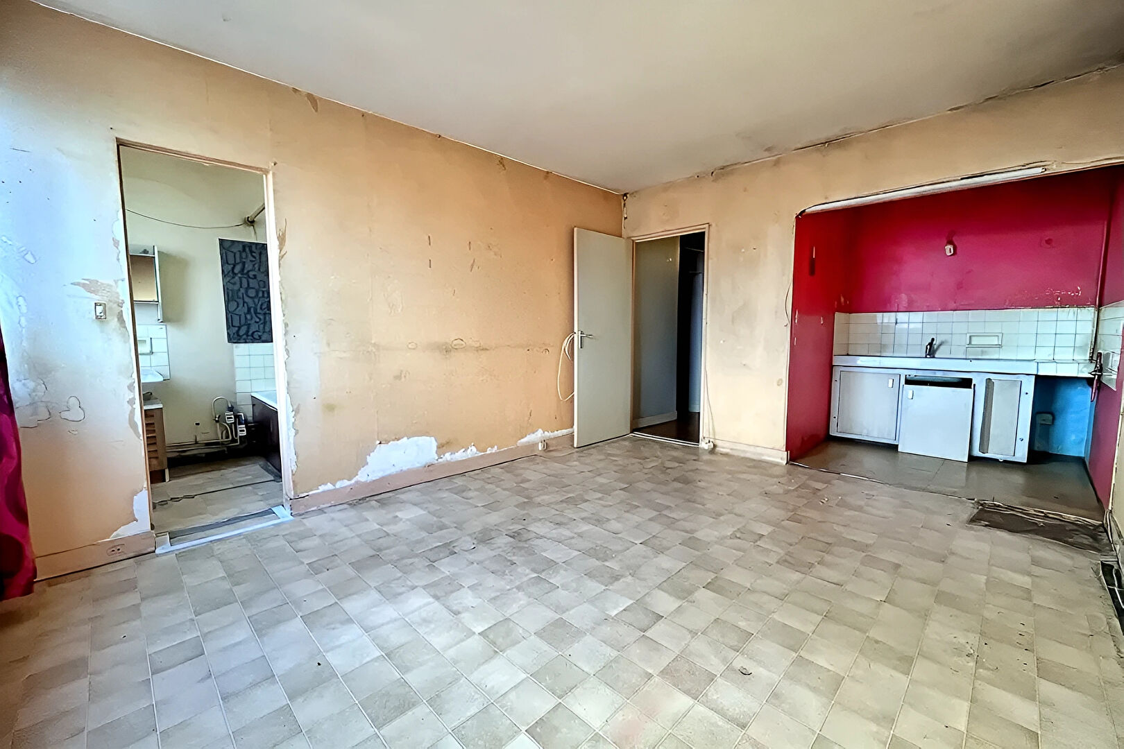 Appartement VITRY SUR SEINE (94400) 1 pièce 28.00 m²