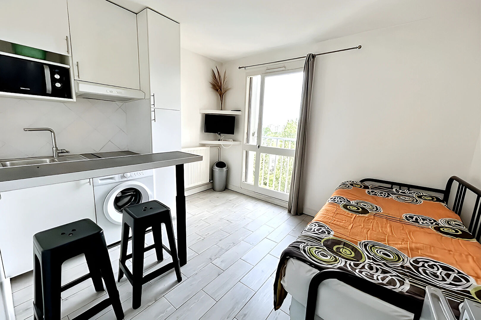 Appartement VILLEJUIF (94800) 1 pièce 15.33 m²