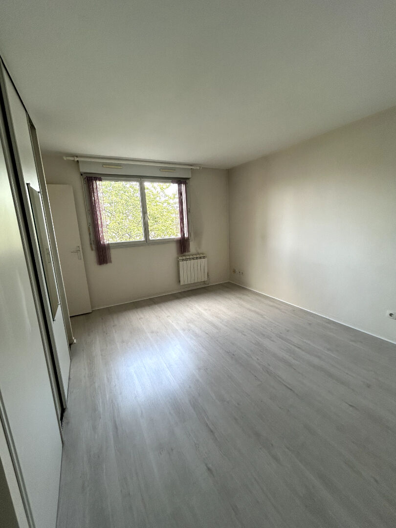 Appartement CHOISY LE ROI (94600) 1 pièce 28.00 m²