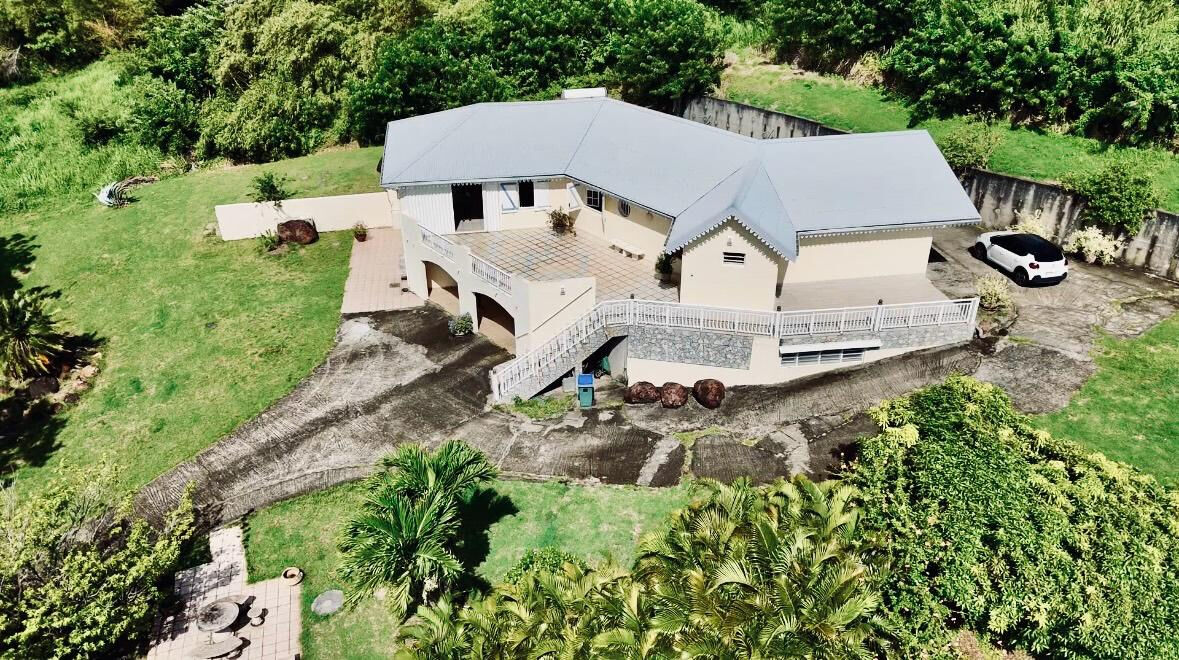 Maison LE ROBERT (97231) 8 pièces 247.00 m²