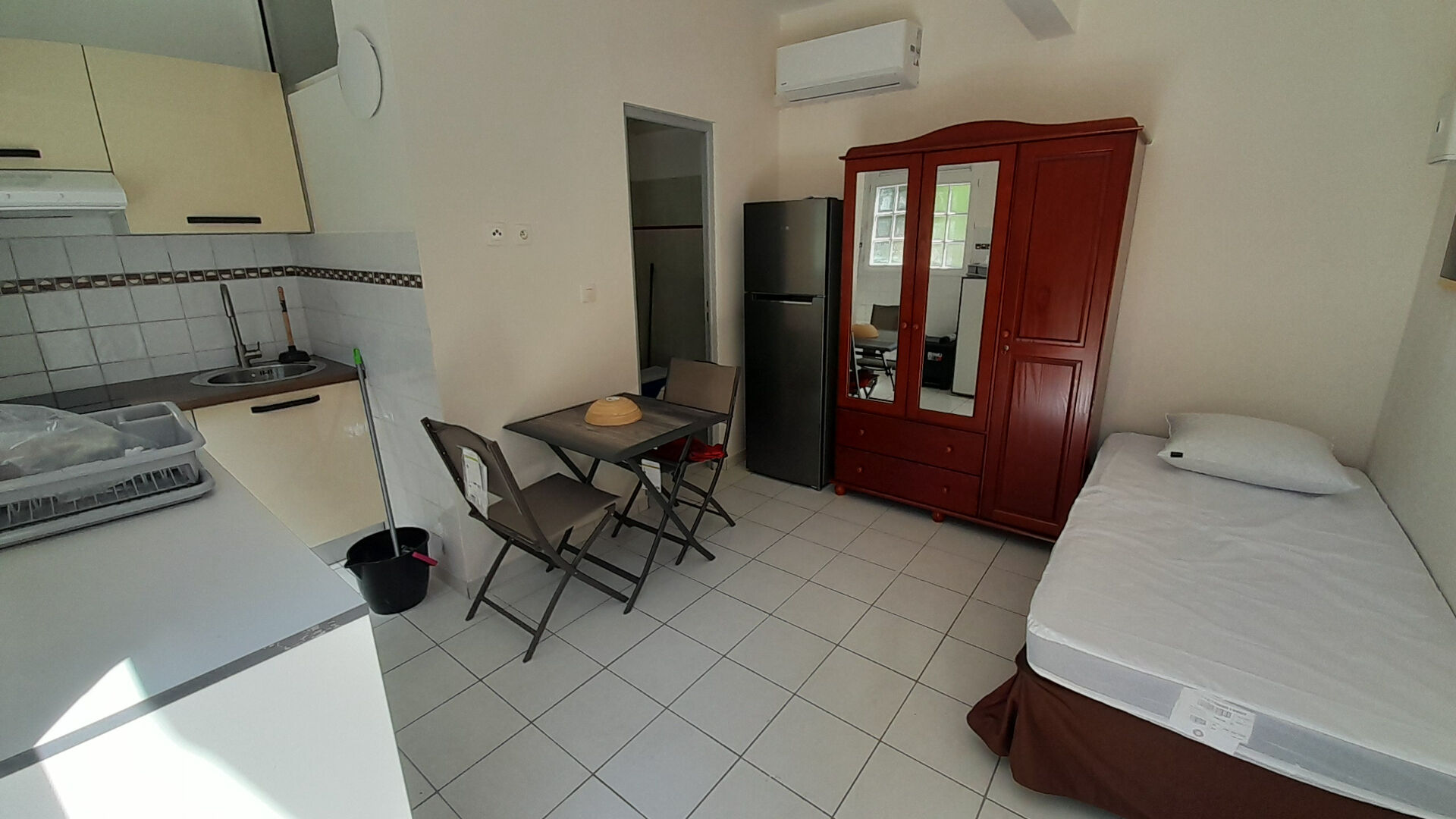 Appartement FORT DE FRANCE (97200) 1 pièce 14.90 m²