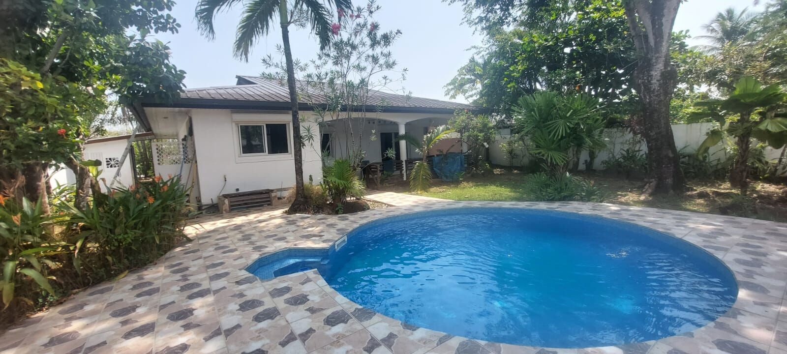 Maison REMIRE MONTJOLY (97354) 4 pièces 95.00 m²
