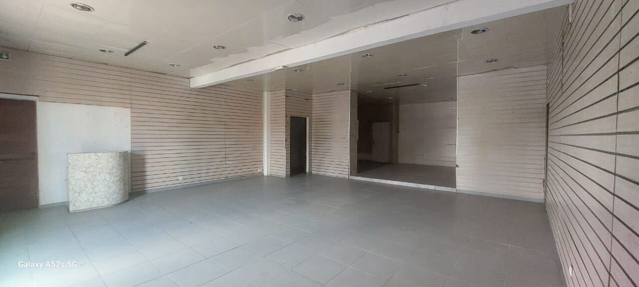 Local commercial CAYENNE (97300) 100.00 m²