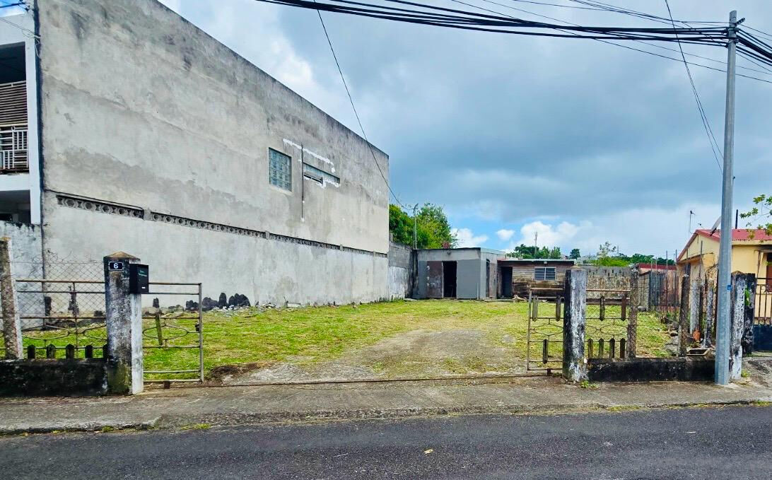 Terrain Fort de France (97200) 348.00 m²