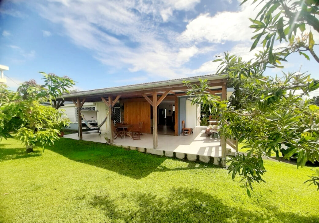 Villa SCHOELCHER (97233) 6 pièces 144.00 m²
