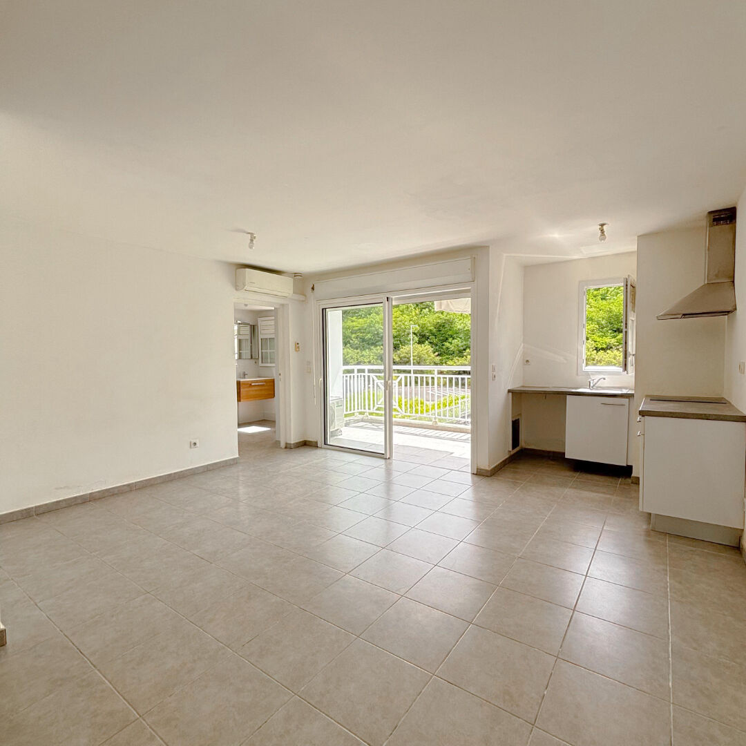 Appartement FORT DE FRANCE (97200) 1 pièce 30.80 m²