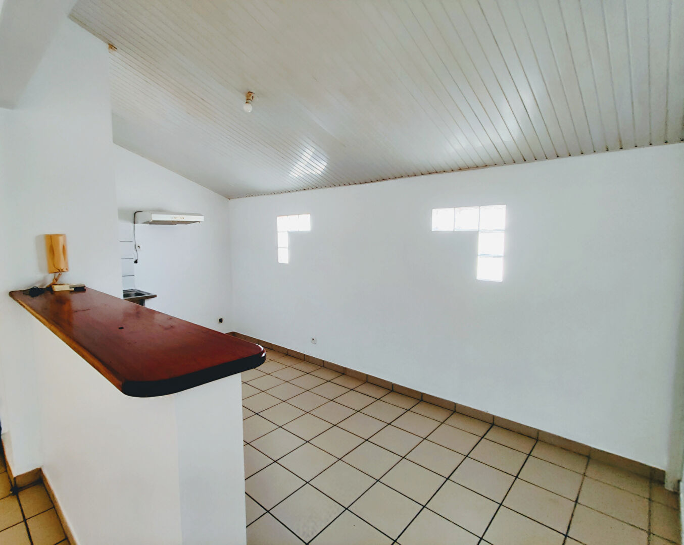 Appartement LE FRANCOIS (97240) 2 pièces 64.00 m²