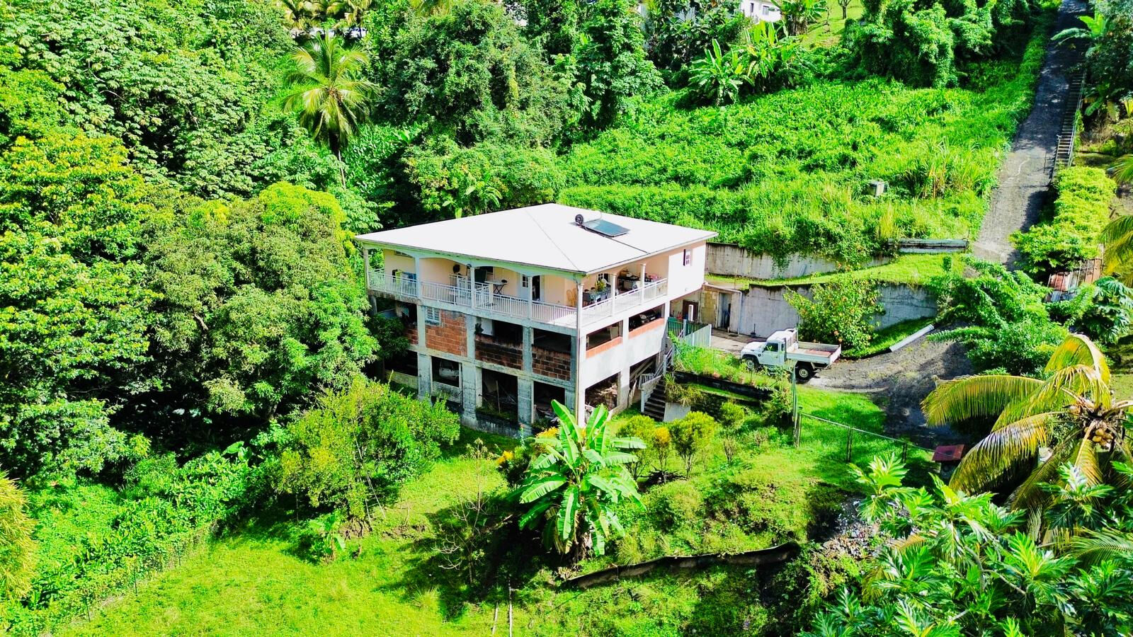 Maison SCHOELCHER (97233) 4 pièces 130.20 m²